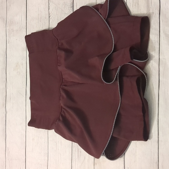 Lululemon cassis burgundy fast and free 2 in 1 shorts elite size 4 - Picture 1 of 9